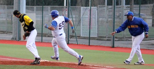 Jose Morales Viladecans-San Inazio DH 01.05.16.jpg