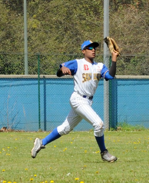 Enmanuel Lugo 2 Marlins - San Inazio DH 10.04.16.jpg